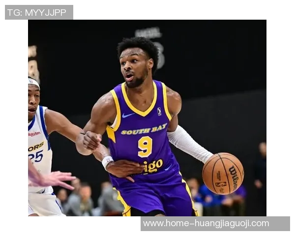 湖人记者称布朗尼受欢迎且熟悉更衣室文化展现良好素养